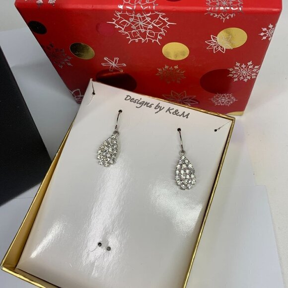 Designs By K&M Simulated Diamond Pendant Necklace & Earring Set 17"L NIOB - Picture 5 of 10